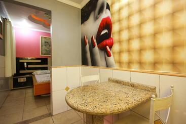 Motel Vison