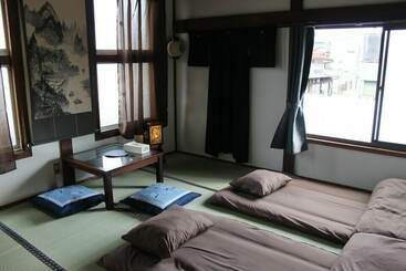 پانسیون Samurai Guest House
