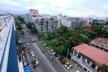 هتل Botahtaung
