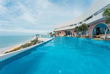 Vias Hotel Vung Tau   Inclusive Transportation
