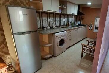 پانسیون Dream House & Hostel