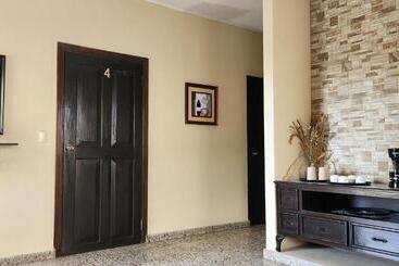 هاستل Casa Altamira