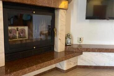 Apartments Athina Orikum
