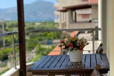 Apartments Athina Orikum
