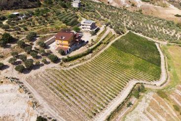 تختخواب و صبحانه Masseria Petrella