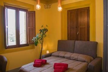هتل Luce Di Vino