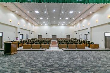Navy Hotel Cam Ranh