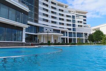 Navy Hotel Cam Ranh