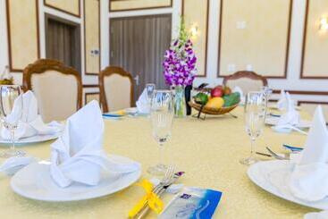 Navy Hotel Cam Ranh