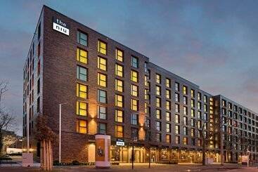 هتل Holiday Inn   The Niu, Square Mannheim, An Ihg