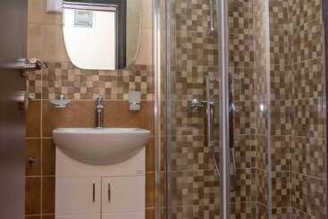 پانسیون Jovan Apartments