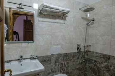 تختخواب و صبحانه Gorica