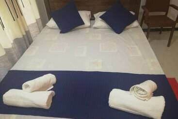 تختخواب و صبحانه N.l.i. Guest House