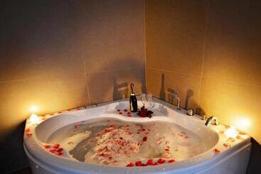 استراحتگاه Luani A Spa & Wellness Center