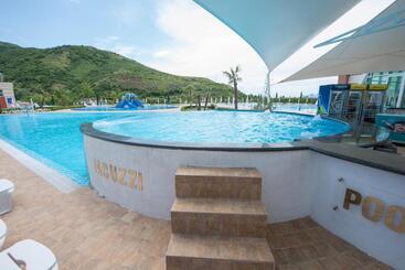 استراحتگاه Luani A Spa & Wellness Center