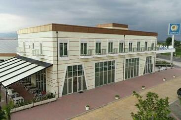 استراحتگاه Luani A Spa & Wellness Center