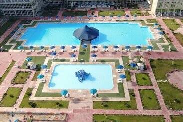 استراحتگاه Tolip North Coast