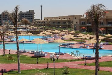استراحتگاه Tolip North Coast