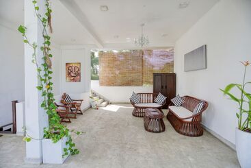 White Ro Resort