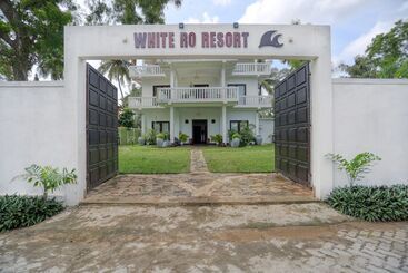 White Ro Resort