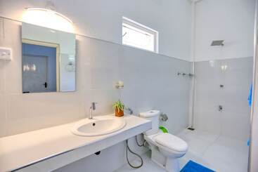 White Ro Resort
