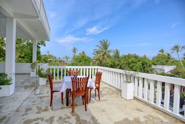 White Ro Resort