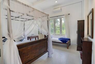 White Ro Resort
