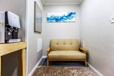 هاستل Jeju Airport Single Story Guest House
