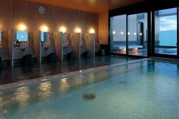 Candeo Hotels Osaka Kishibe
