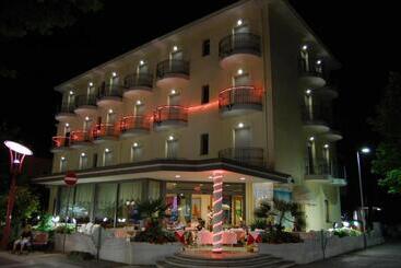 هتل Villa Gori