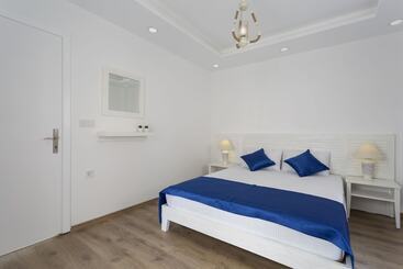 Kybele Suites