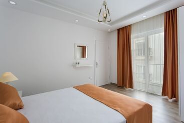 Kybele Suites