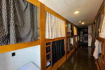 Utopia Hostel