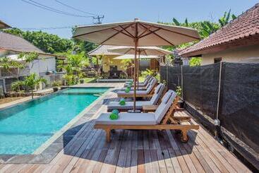 تختخواب و صبحانه Samanta Huts