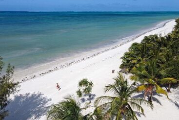 استراحتگاه Fun Beach