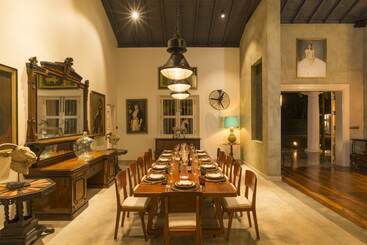 پانسیون Monara House, Talpe