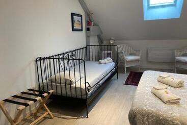 تختخواب و صبحانه Chambres D'hotes Maison Gille