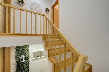 تختخواب و صبحانه Bellu Suites