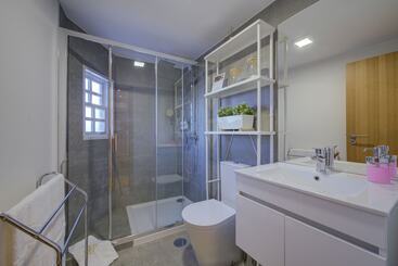 تختخواب و صبحانه Bellu Suites