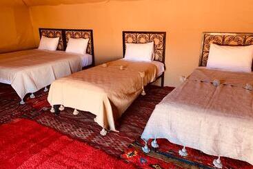تختخواب و صبحانه Sahara Wellness Camp
