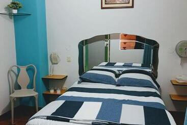 هتل Hospedaje Las Tres Regiones