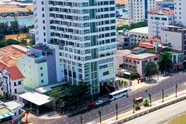 Huong Viet Hotel Quy Nhon   Beachfront