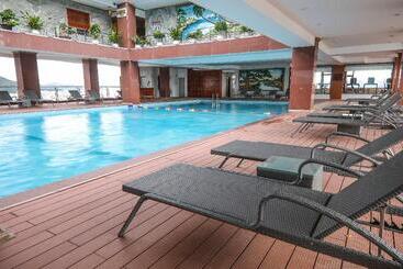 Huong Viet Hotel Quy Nhon   Beachfront