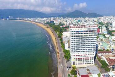 Huong Viet Hotel Quy Nhon   Beachfront