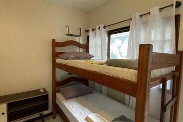 Mahalo Hostel