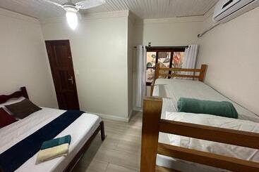 Mahalo Hostel