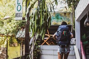 Mahalo Hostel