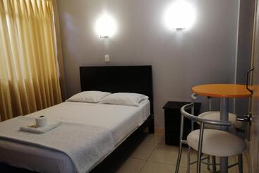 پانسیون Hostal La Noche Pisco