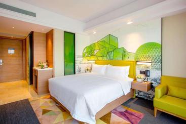 Отель Hampton By Hilton Ji An