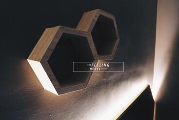 هتل The Feeling